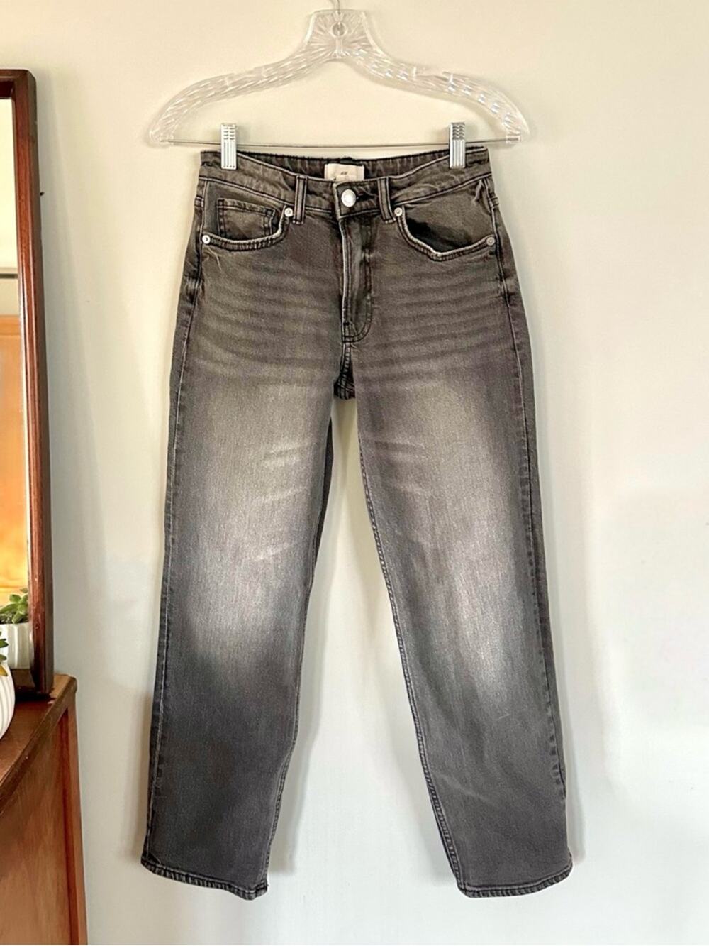 H&M Gray Washed Straight Leg Jeans | High Rise | Size 4 | Y2K Vintage Look
